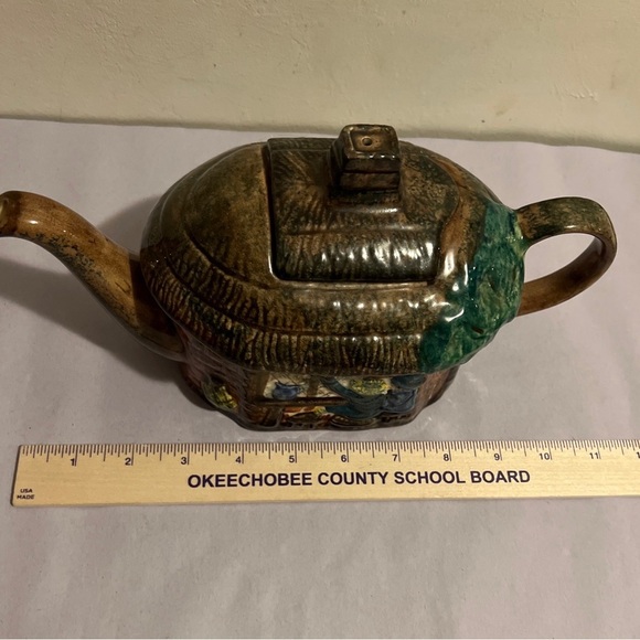 Vintage Collectible Tony Wood Cottage Teapot Staffordshire England - Picture 8 of 10